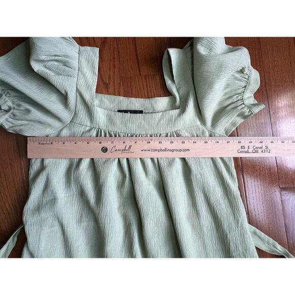 Lulus Tiered Ruffle Puff Sleeve Midi Dress, Green, size Small, Lightweight - Picture 8 of 12